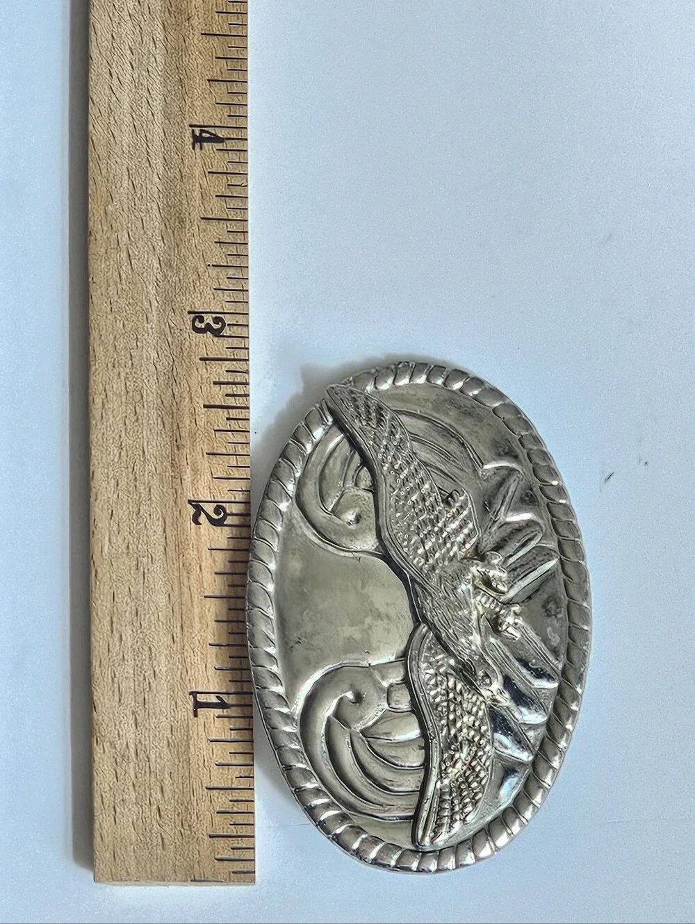Vintage Soaring Eagle Country Western Style Cowboy Cowgirl Oval Belt Buckle